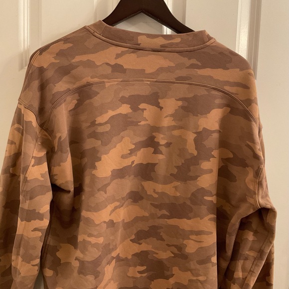 Lululemon Perfectly Oversized Crew - Size 4 - Heritage 365 Camo Beige Multi - Picture 7 of 8
